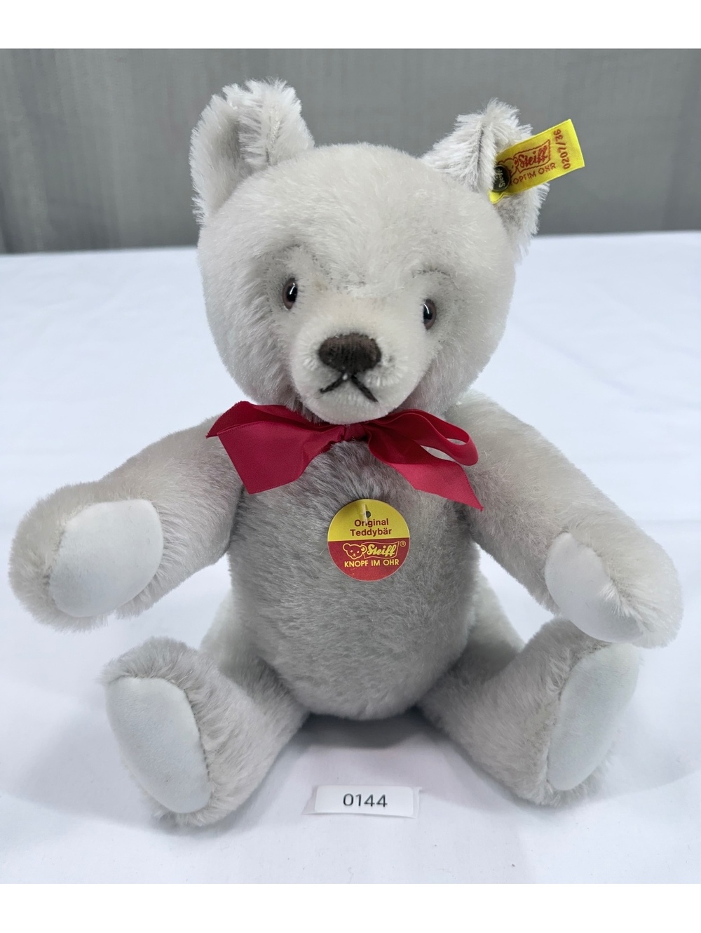 Steiff Original Teddybär Plush Bear with Red Bow, Made in Western Germany, Wool